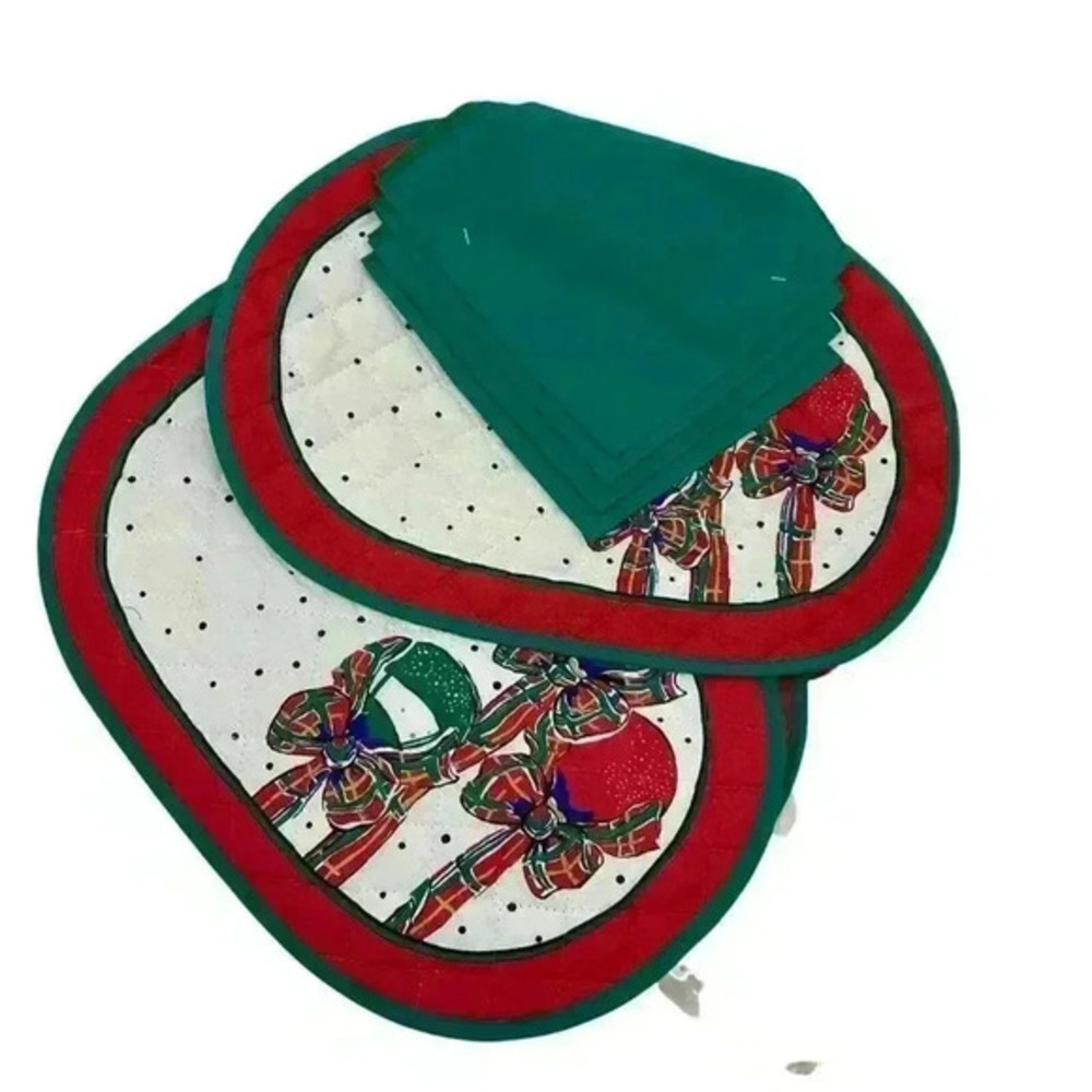 Ingleman Designs Set of 4 Quilted Placemats & Napkins Christmas Gift Bows